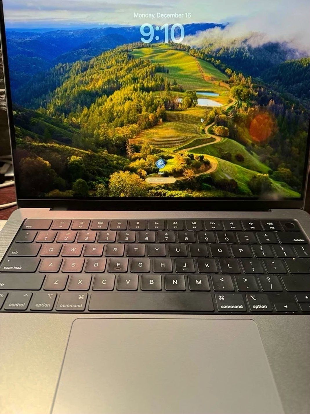 Apple MacBook Pro 2021 14" 512GB Space Gray Unlocked - Used