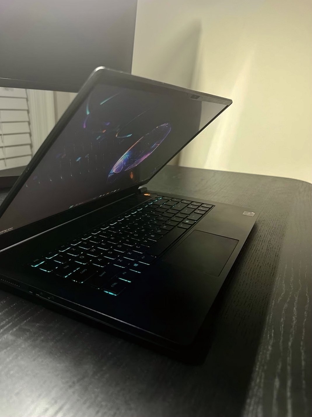 Alienware M15 R5 512GB Black Used - Refurbished image 5