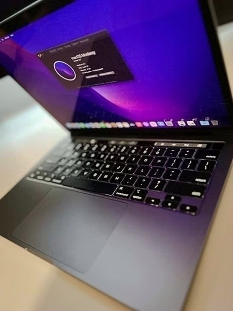 Apple MacBook Pro 13” 2020 M1 1TB Space Gray Unlocked - Used image 3