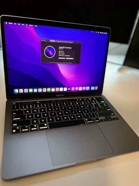 Apple MacBook Pro 13” 2020 M1 1TB Space Gray Unlocked - Used image 4