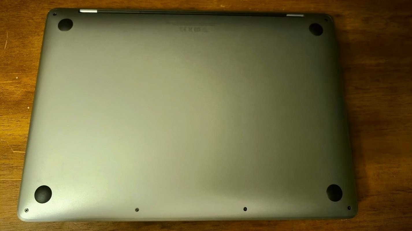 Apple MacBook Pro 500GB Space Gray Unlocked - Used image 5
