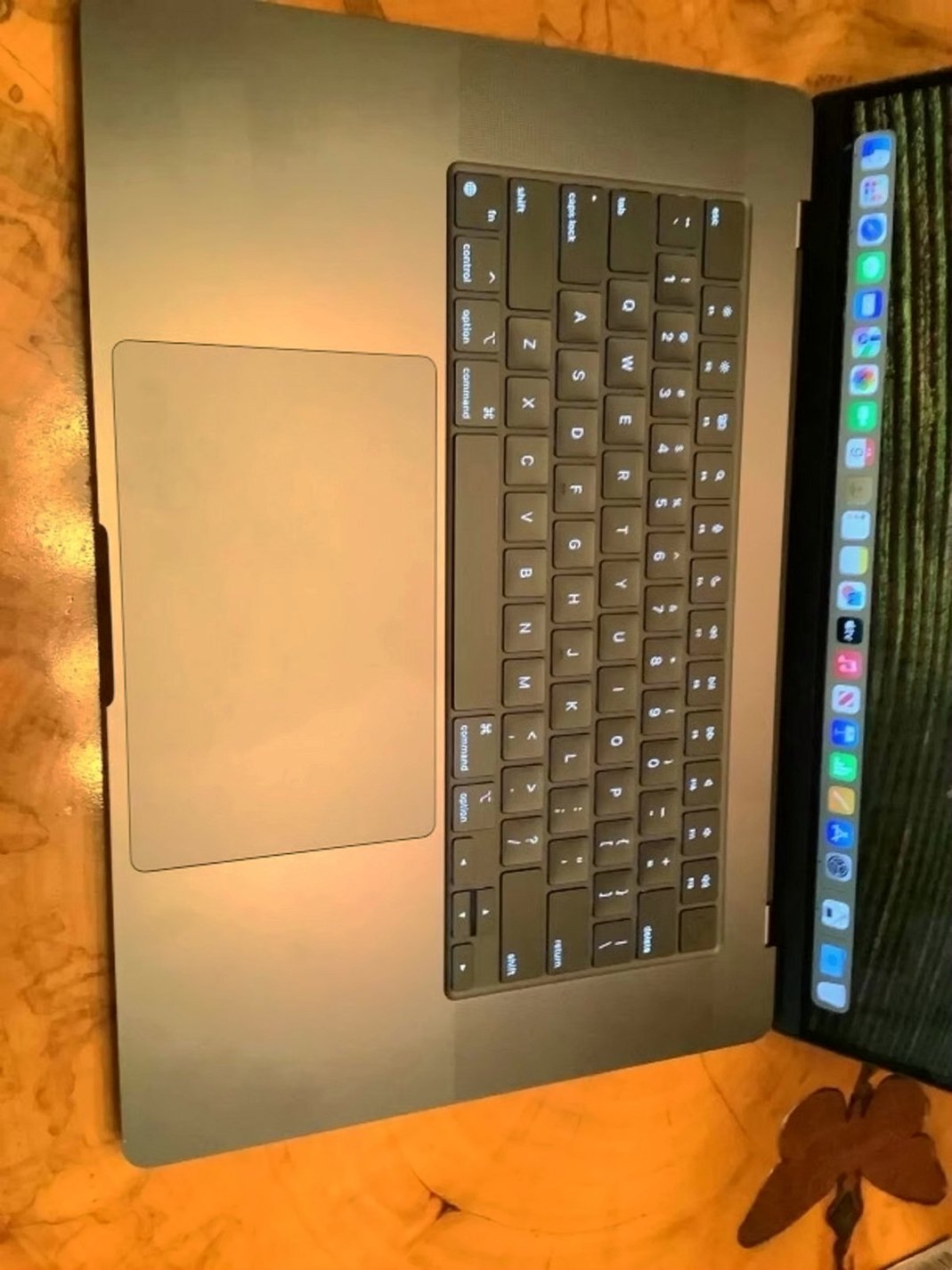 Apple MacBook Pro 16" M3 Max 128GB RAM 1TB SSD Space Gray Unlocked - Used image 3