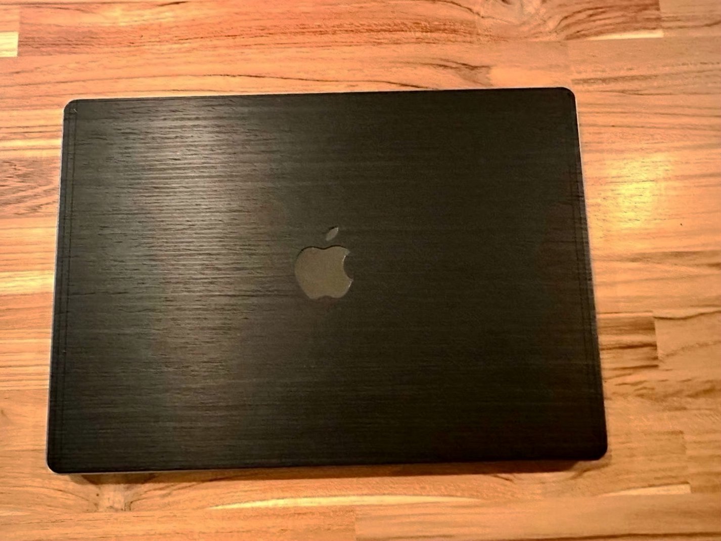 Apple MacBook Pro M1 14 512GB Real Black Ash Wood Skin Unlocked - Used