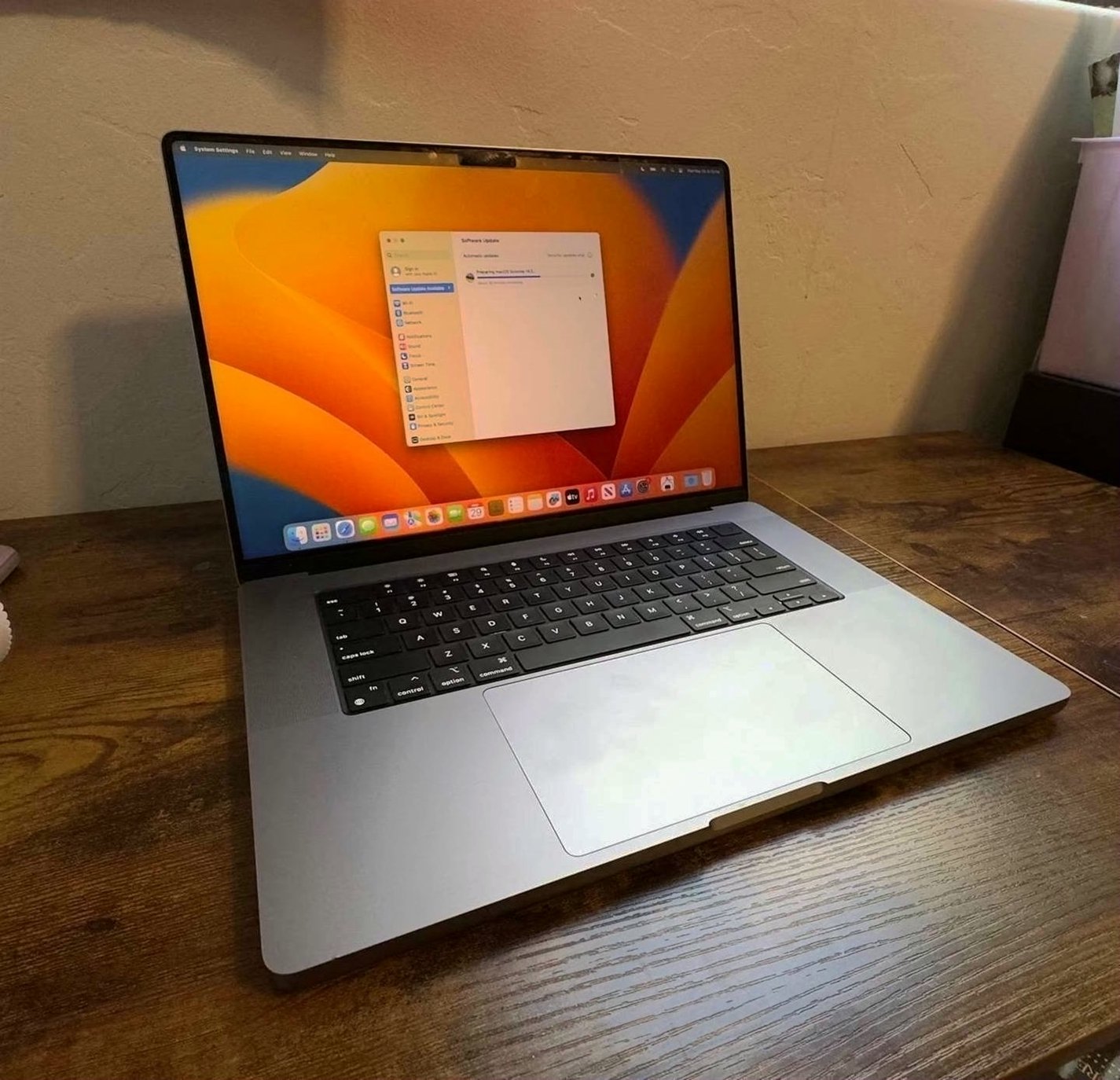 Apple MacBook Pro 16” M2 Pro 32GB Space Gray Unlocked - Used image 5