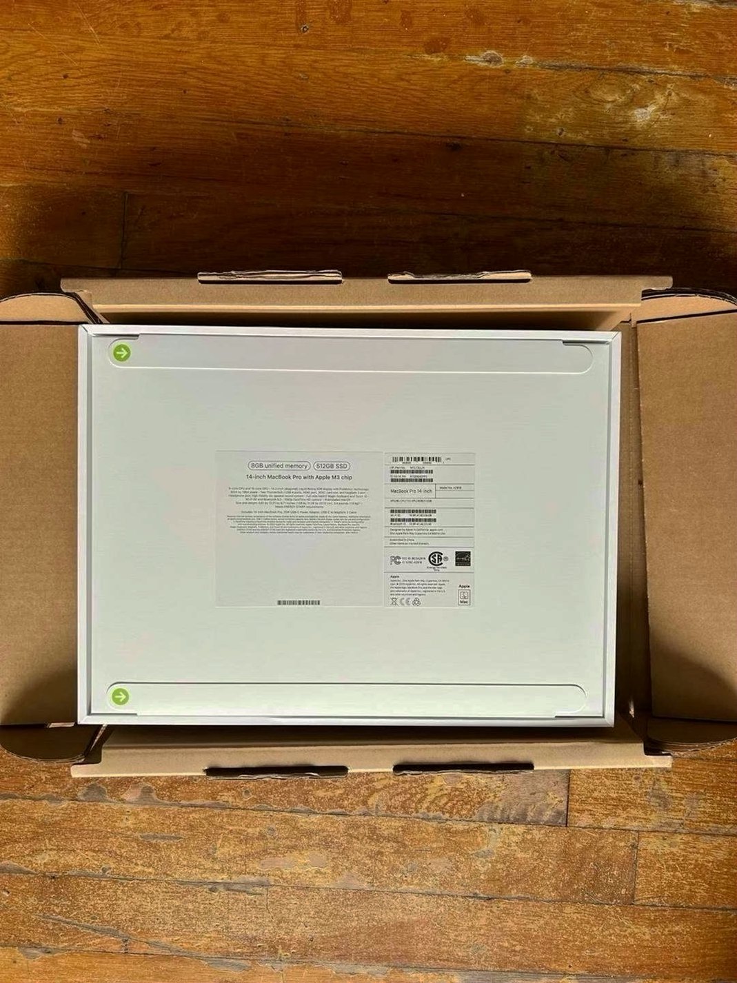 Apple MacBook Pro A2992 512GB Space Gray Unlocked - Used image 3