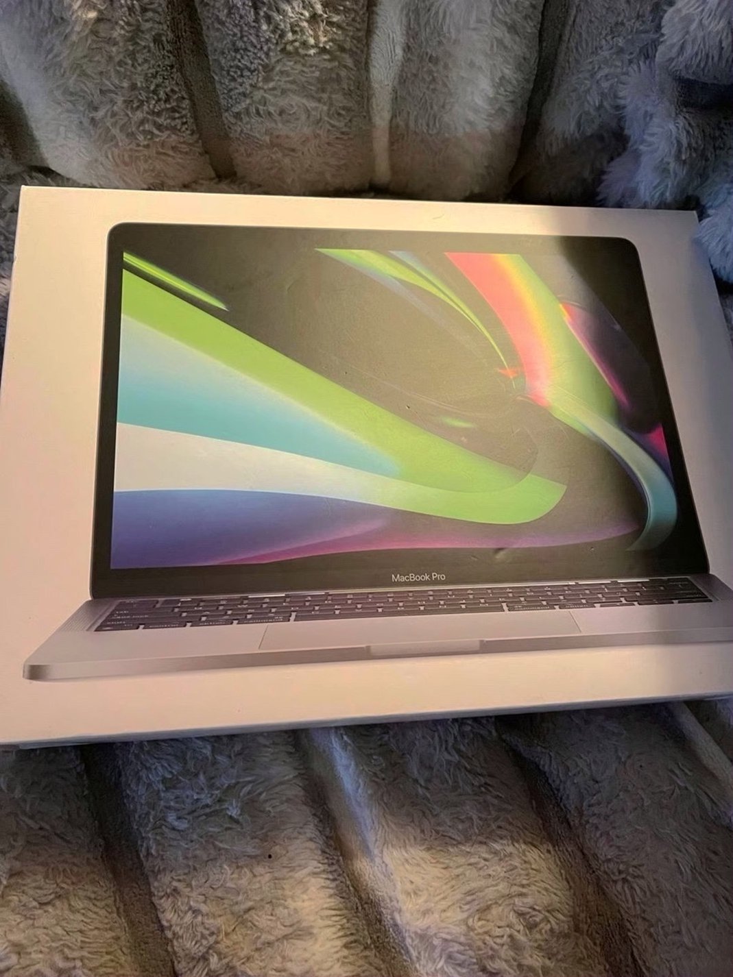 Apple MacBook Pro 13-inch 256GB Space Gray Unlocked - Used image 5