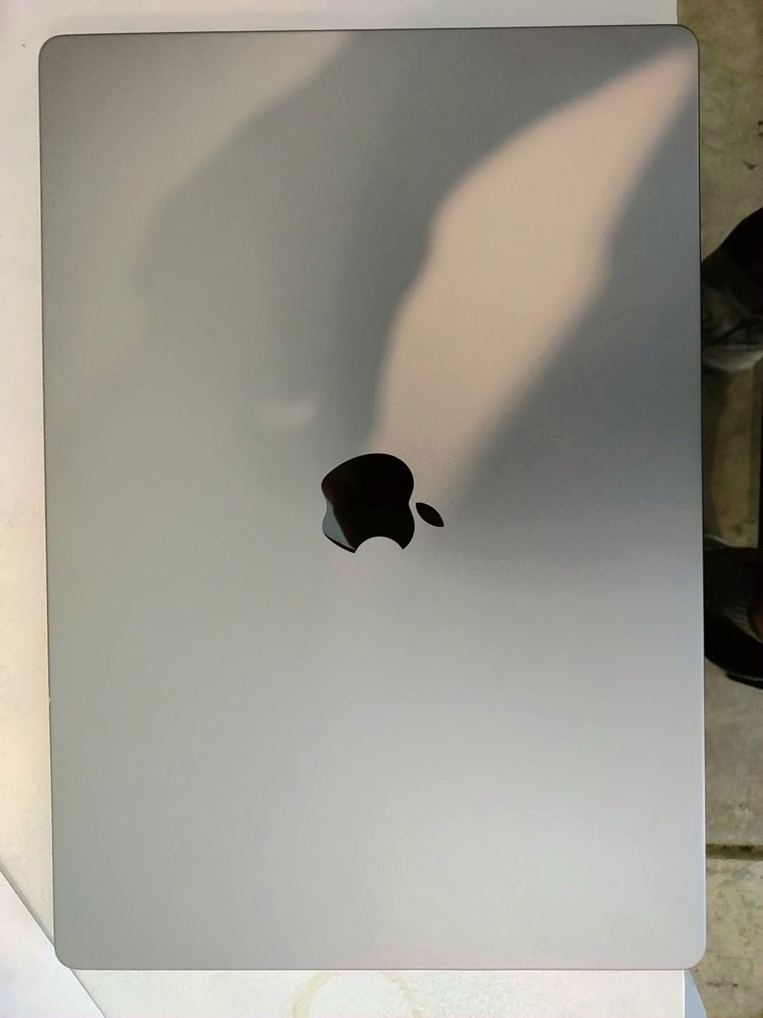 Apple MacBook Pro 16in M1 Pro 1TB SSD Unlocked - Used image 3