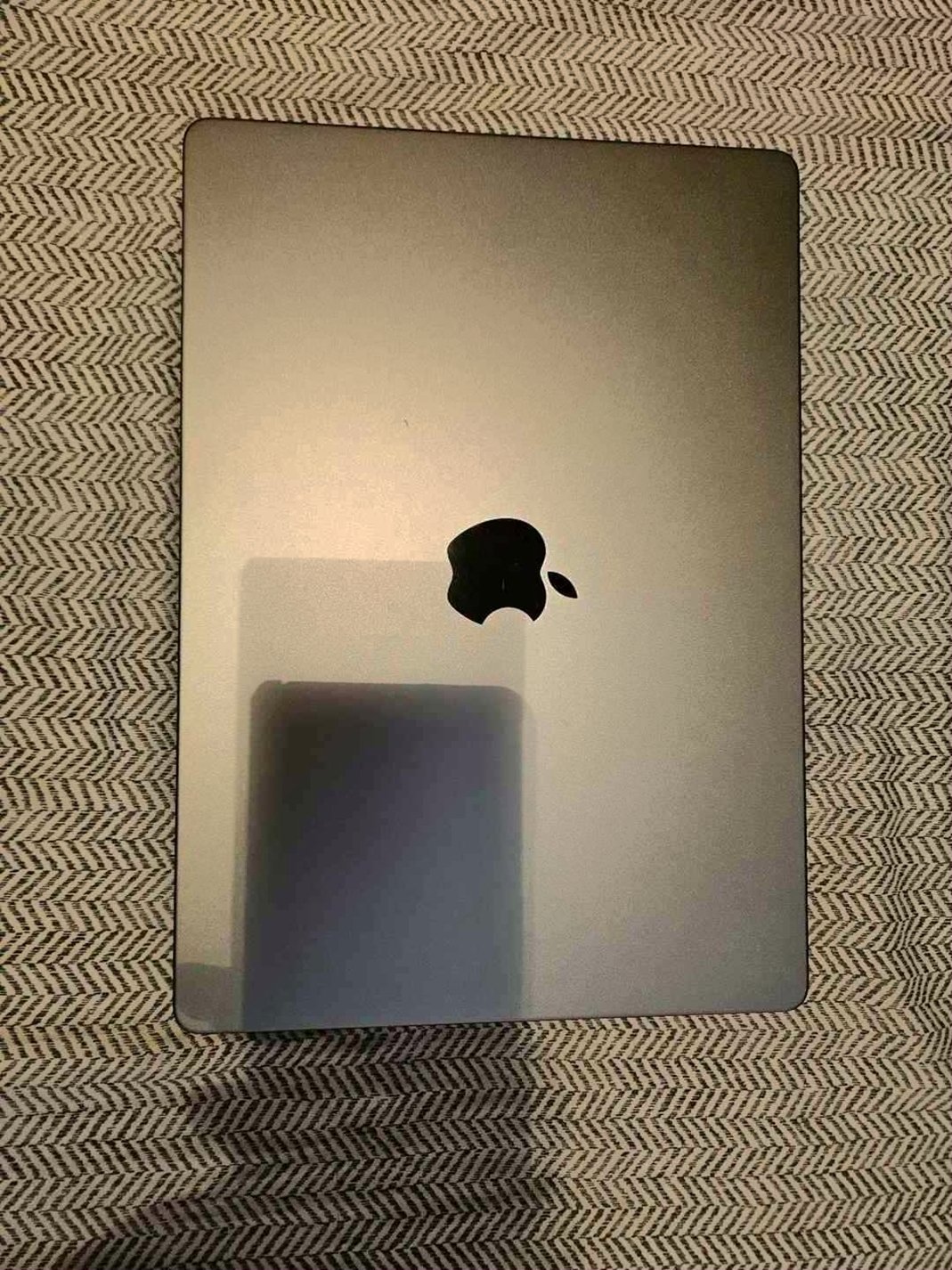 Apple MacBook Pro 2021 M1 512GB Silver Used
