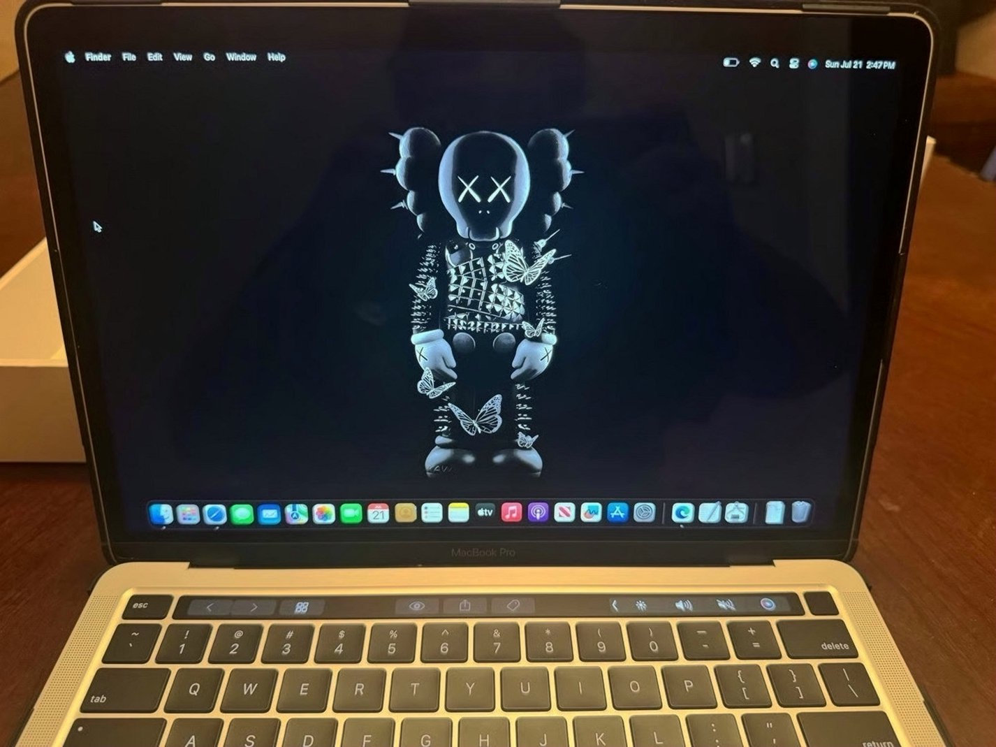 Apple MacBook Pro 13in. M2 256GB Unlocked - Used