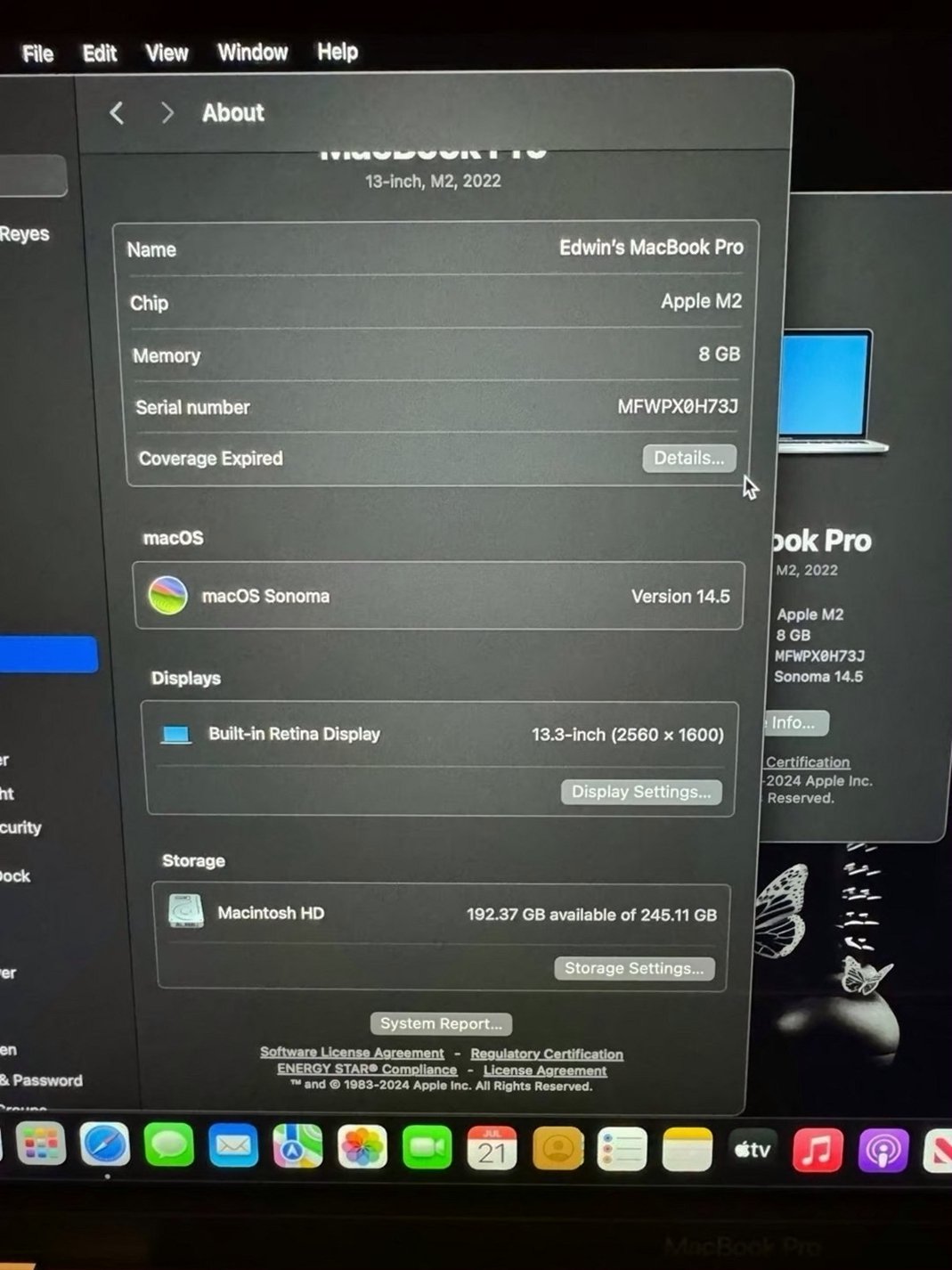 Apple MacBook Pro 13in. M2 256GB Unlocked - Used image 5