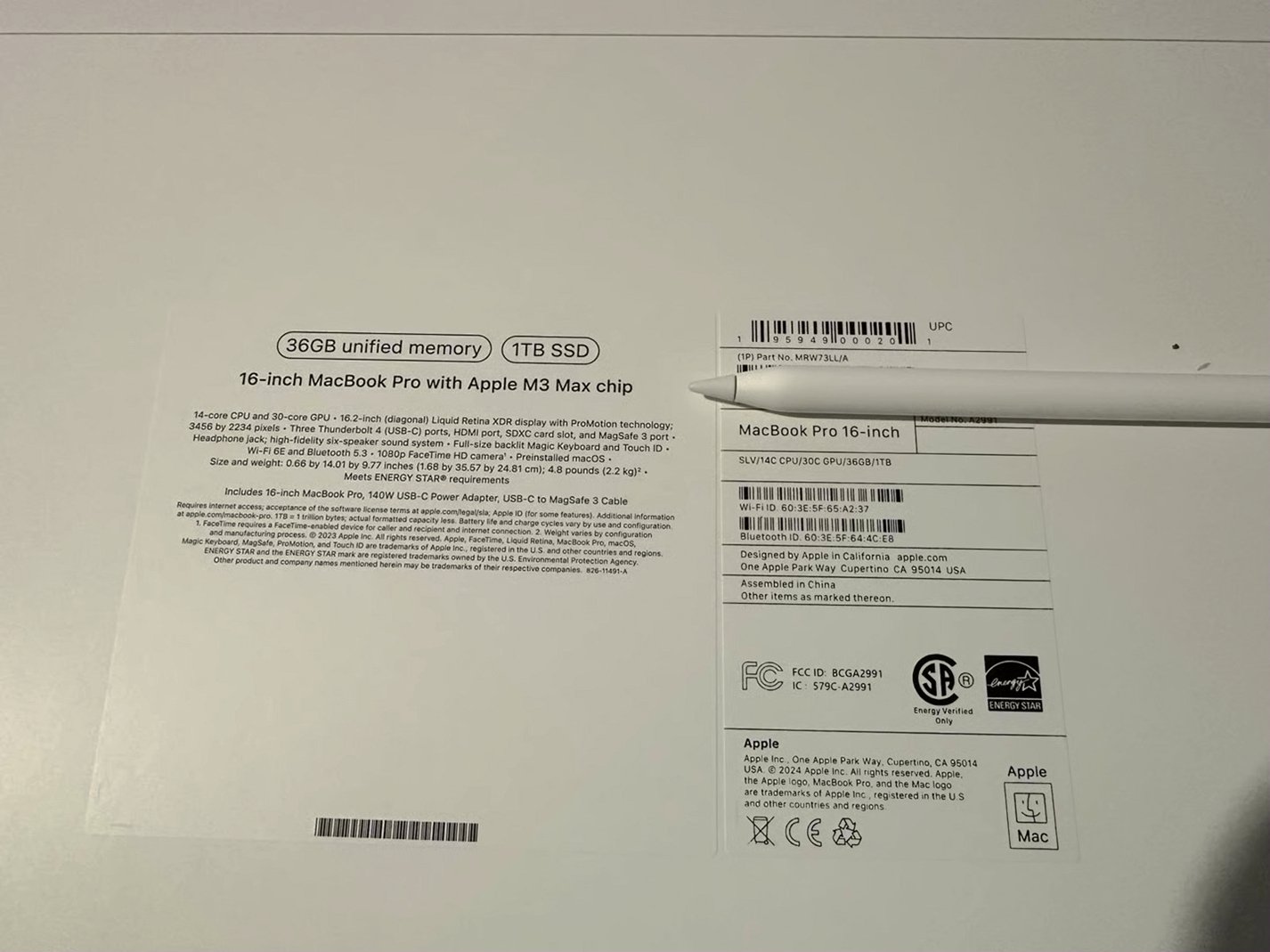 Apple MacBook Pro 16" 1TB Silver Unlocked - Used image 4