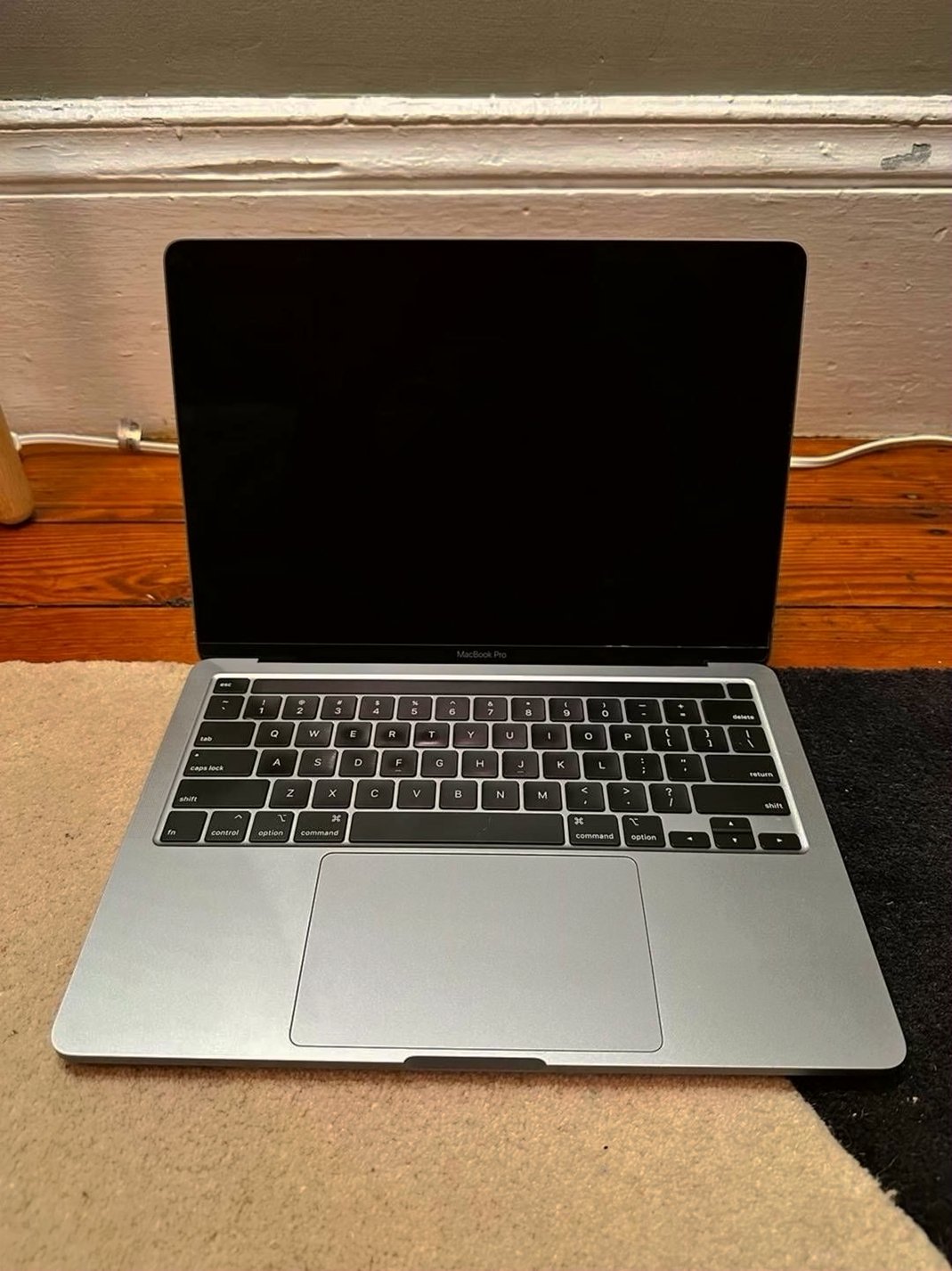 Apple MacBook Pro 13” 256GB Space Gray Used