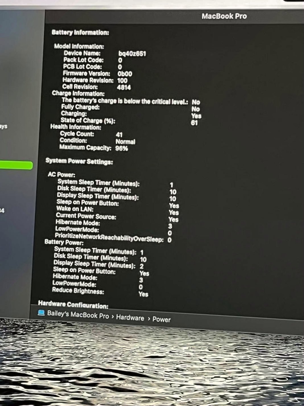 Apple MacBook Pro M1 14 inch 500GB Silver Unlocked - Used image 4