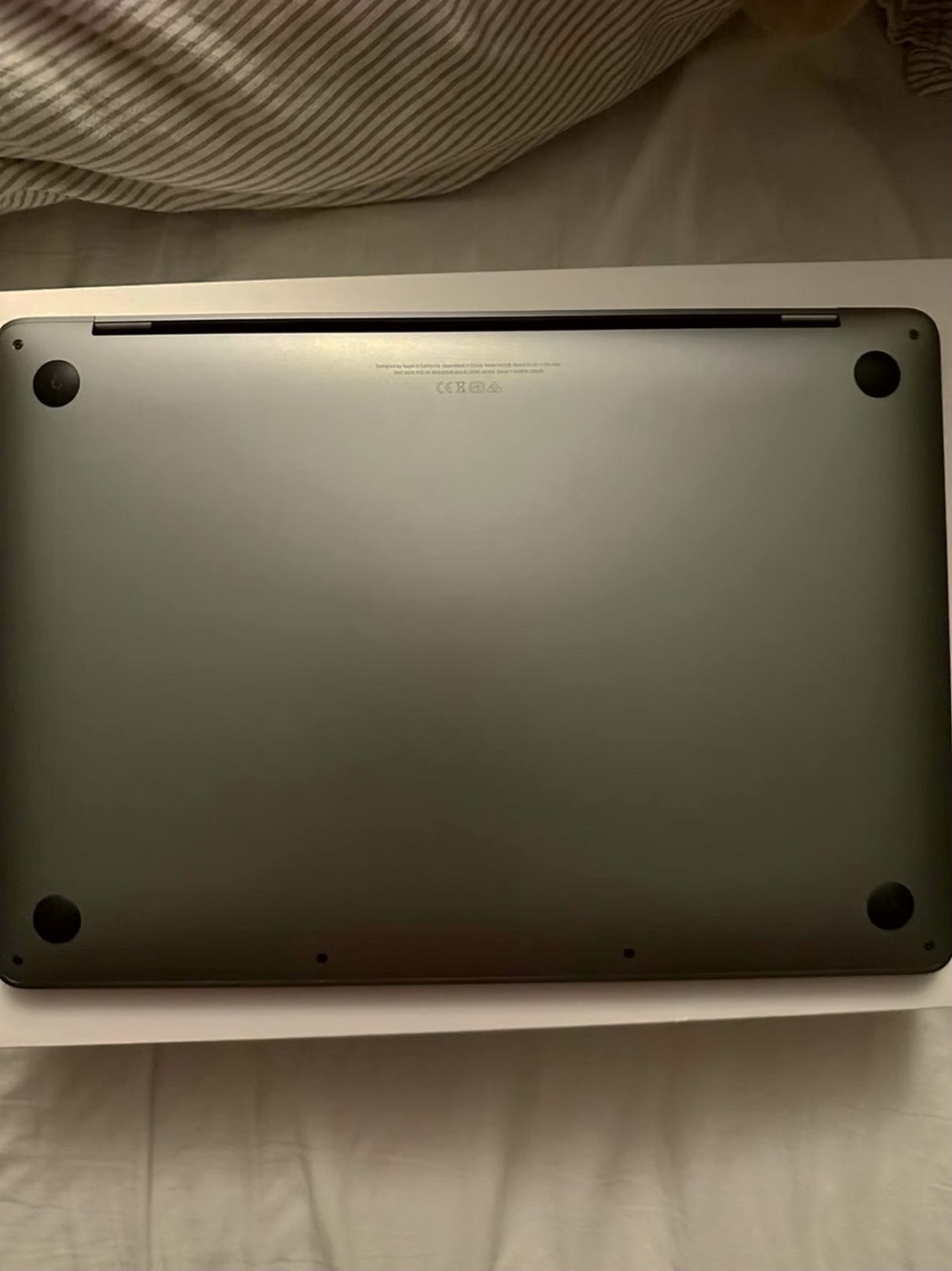 Apple MacBook Pro MYD82LL/A A2338 256GB Silver Unlocked - Used image 3