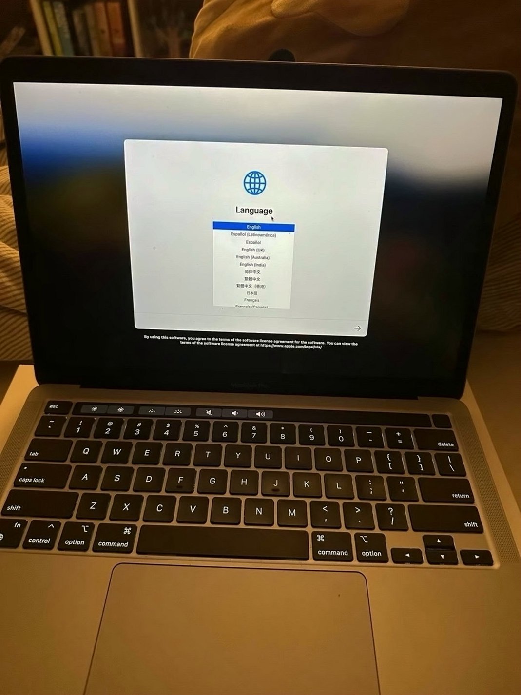 Apple MacBook Pro MYD82LL/A A2338 256GB Silver Unlocked - Used image 4