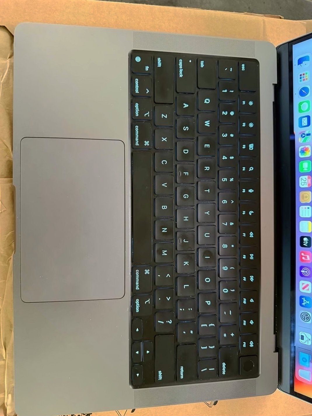 Apple MacBook Pro Late 2021 512GB Silver Unlocked - Used image 5
