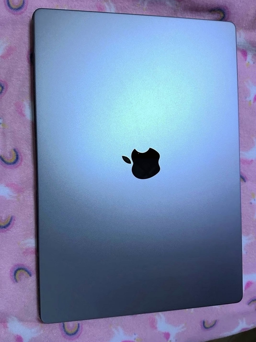 Apple MacBook Pro 16GB 512GB Space Gray Unlocked - Used
