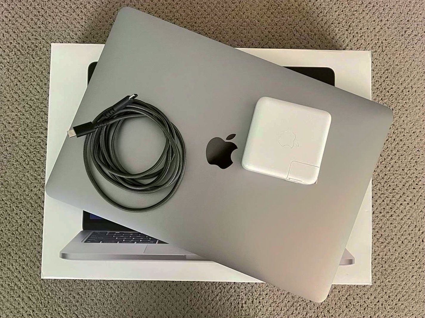 Apple MacBook Pro 8M21 M1 Pro 256GB Space Gray Unlocked - Used image 3