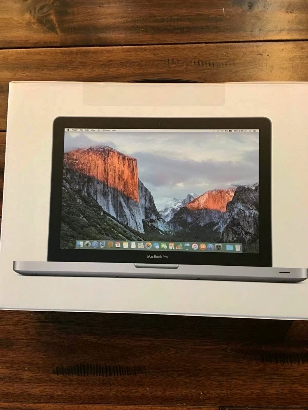 Apple MacBook Pro 13.3 inch 500GB Silver - Used