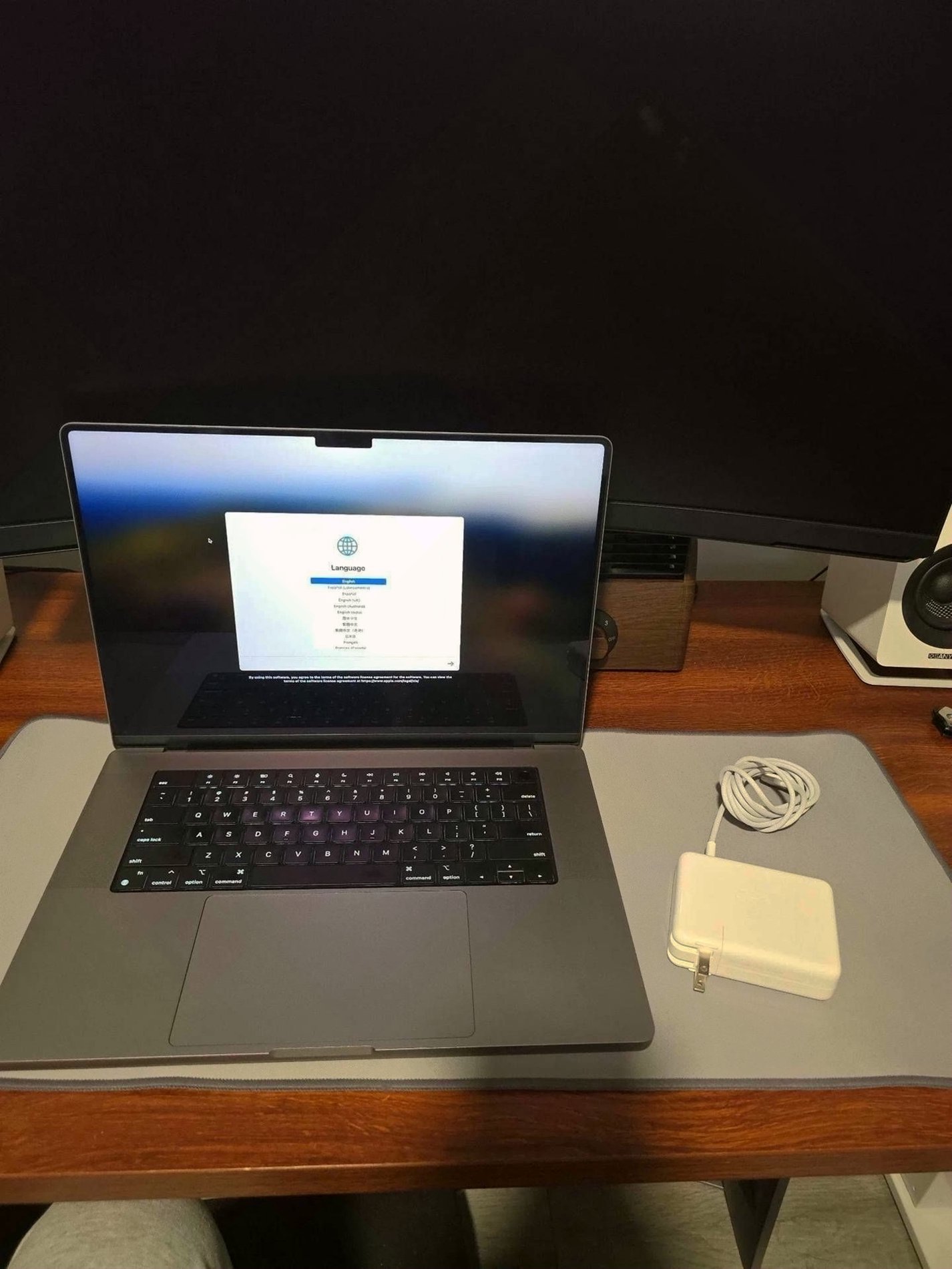 Apple Macbook Pro 16" M1 Max 1TB 32GB Silver - Used