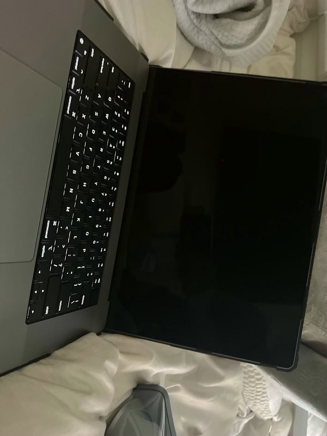 Apple MacBook Pro 16inch 512GB Space Gray - Used image 5