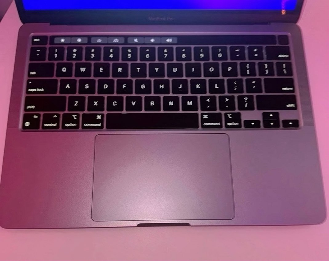 Apple 2020 13 inch M1 MacBook Pro 512GB Space Gray Unlocked - Used image 2