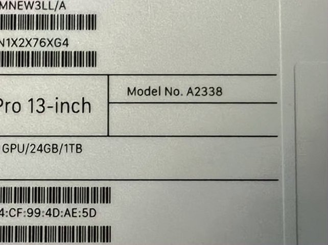 Apple MacBook Pro M2 1TB SSD 24GB Memory 13" Space Gray Unlocked - Used image 4