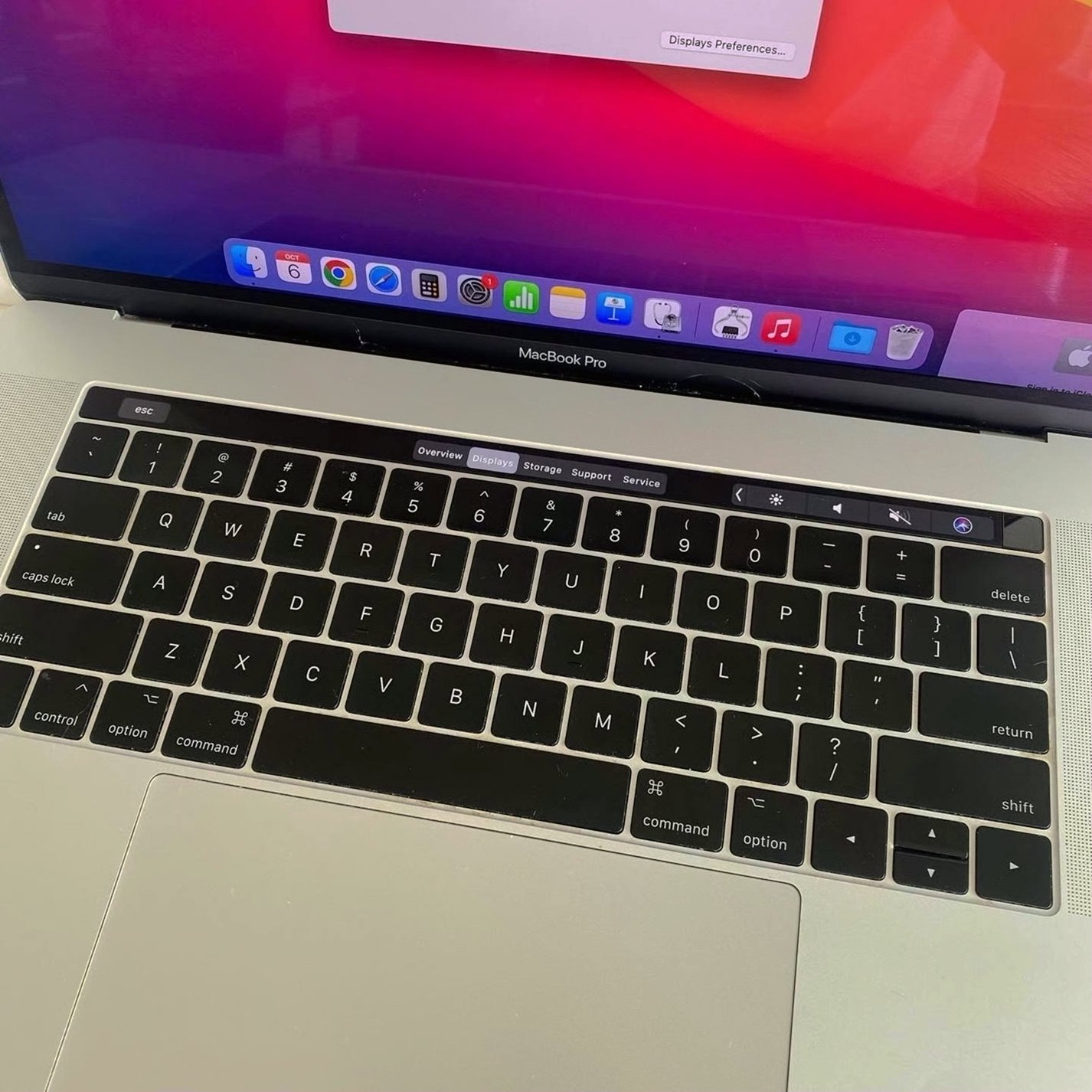 Apple MacBook Pro 15-inch 2017 16GB 512GB Space Gray Unlocked - Used image 5
