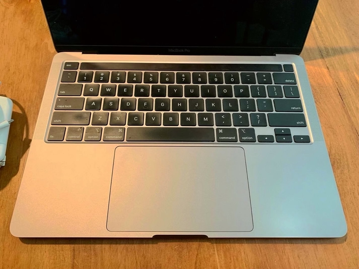 Apple MacBook Pro 2020 13-inch Unlocked Used image 4
