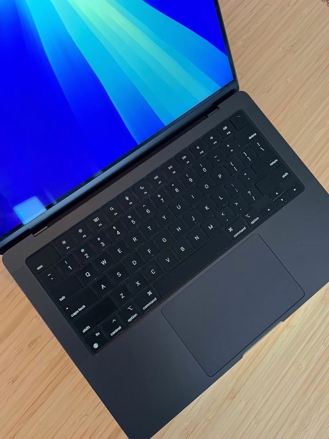 Apple MacBook Pro 14 inch M3 1TB Unlocked - Used image 4