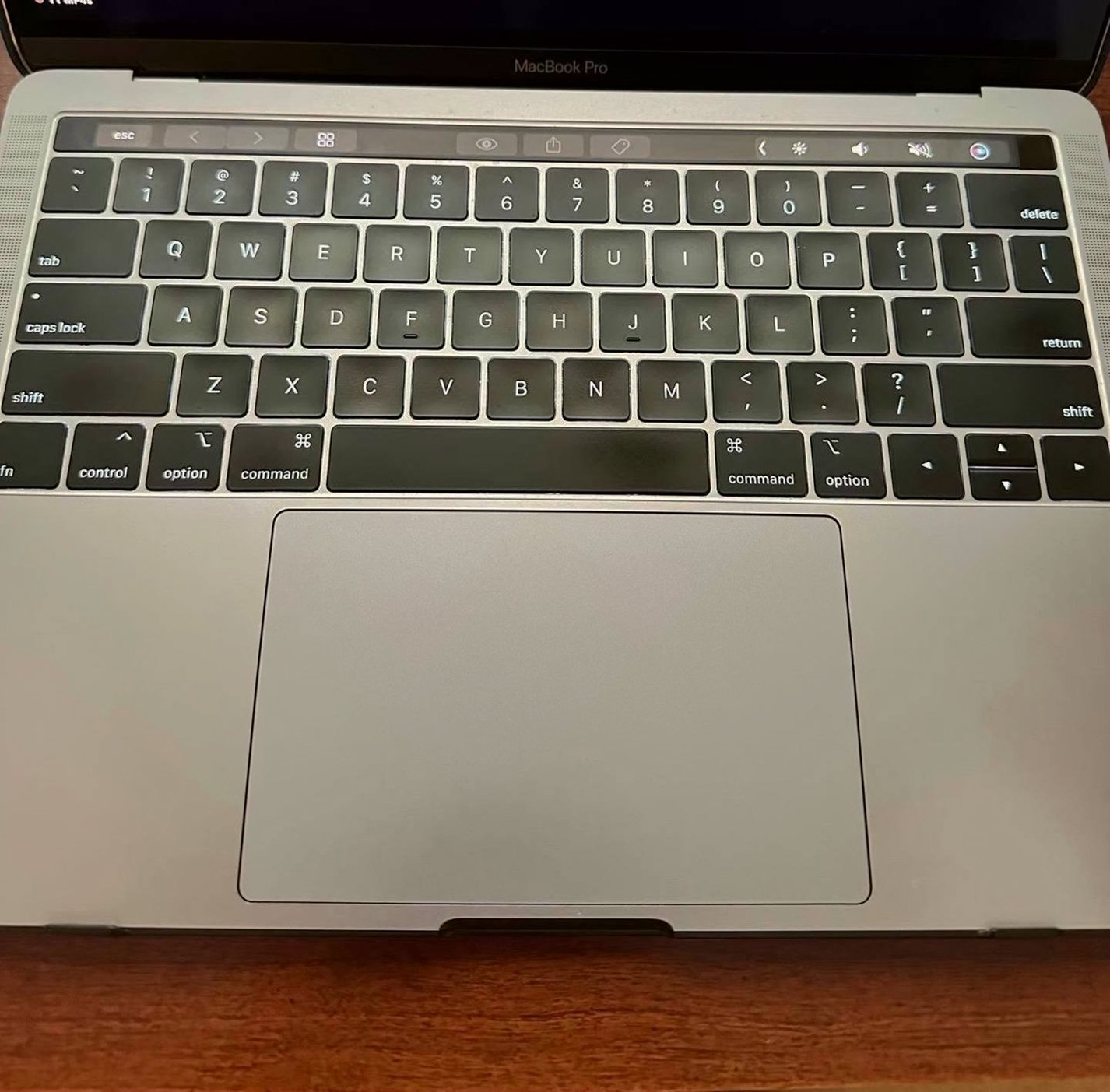 Apple MacBook Pro 13-inch 512GB Unlocked Used image 4