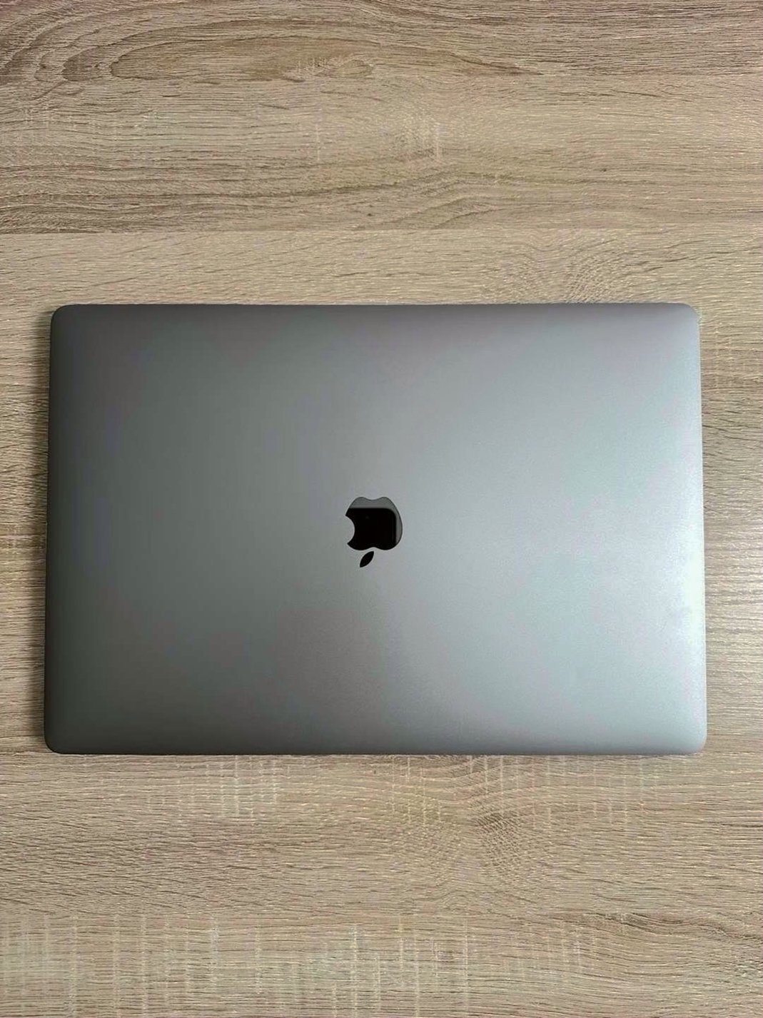 Apple MacBook Pro 16 Inch 512GB Space Gray Unlocked - Used image 5