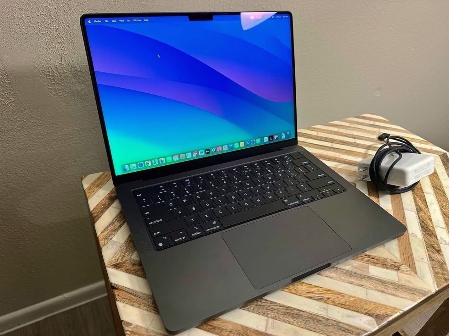 Apple MacBook Pro 14 inch 1TB Space Black Unlocked - Used image 2
