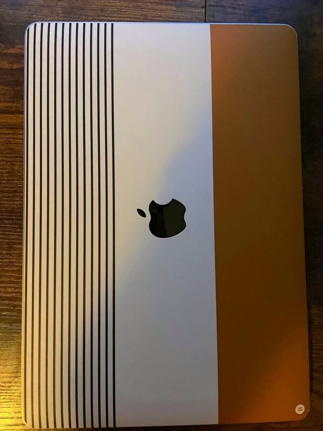 Apple MacBook Pro 13-inch M1 8GB Unlocked - Used image 5
