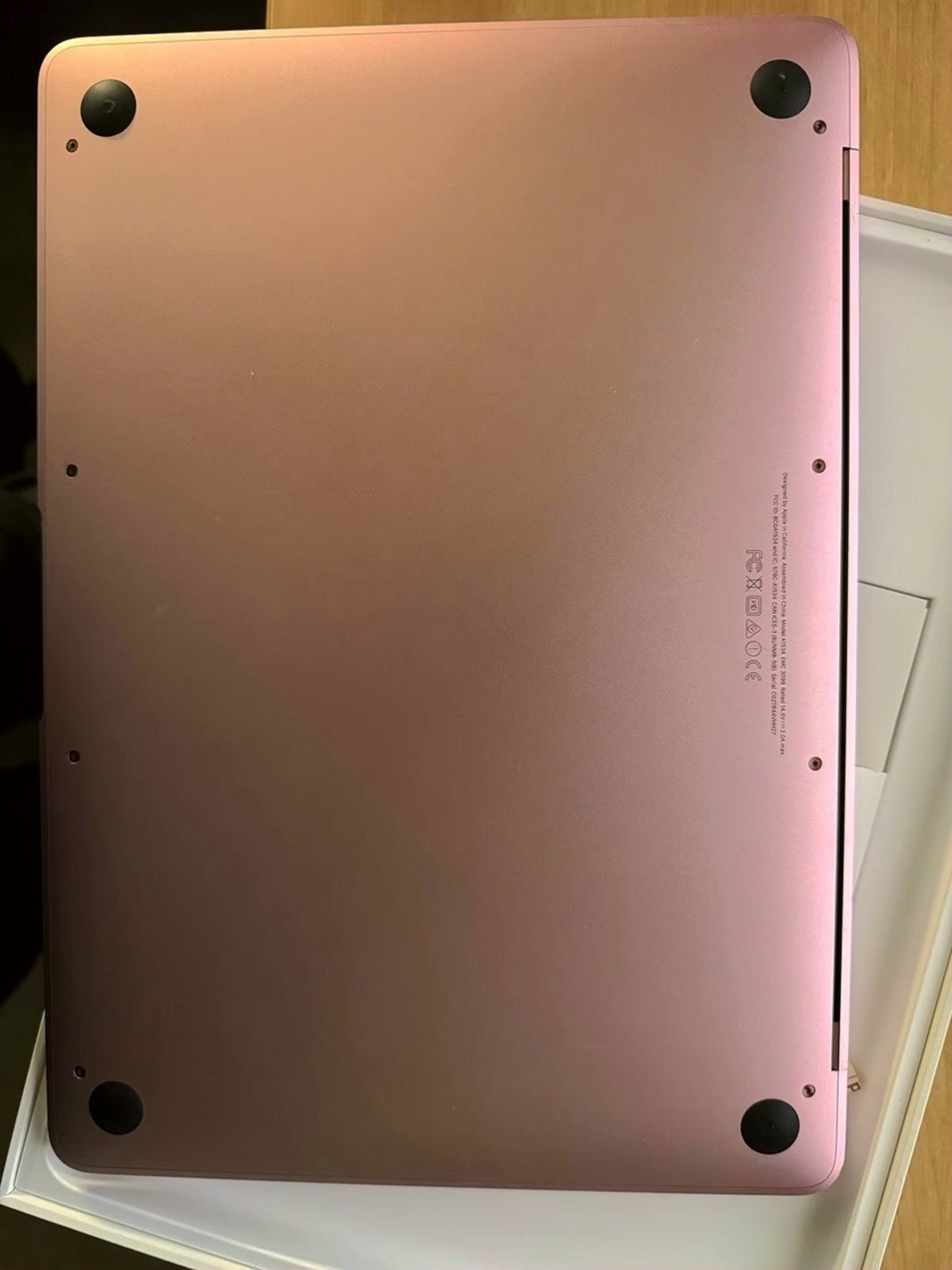 Apple MacBook Retina 2017 256GB Rose Gold Unlocked - Used image 5