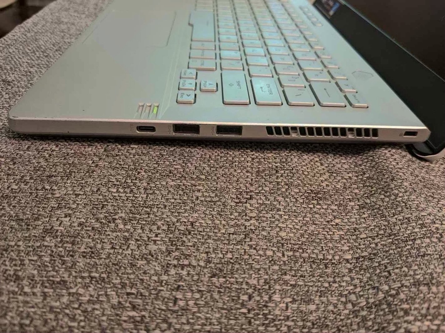 ASUS ROG Zephyrus 14" 1TB Black Unlocked - Used image 3