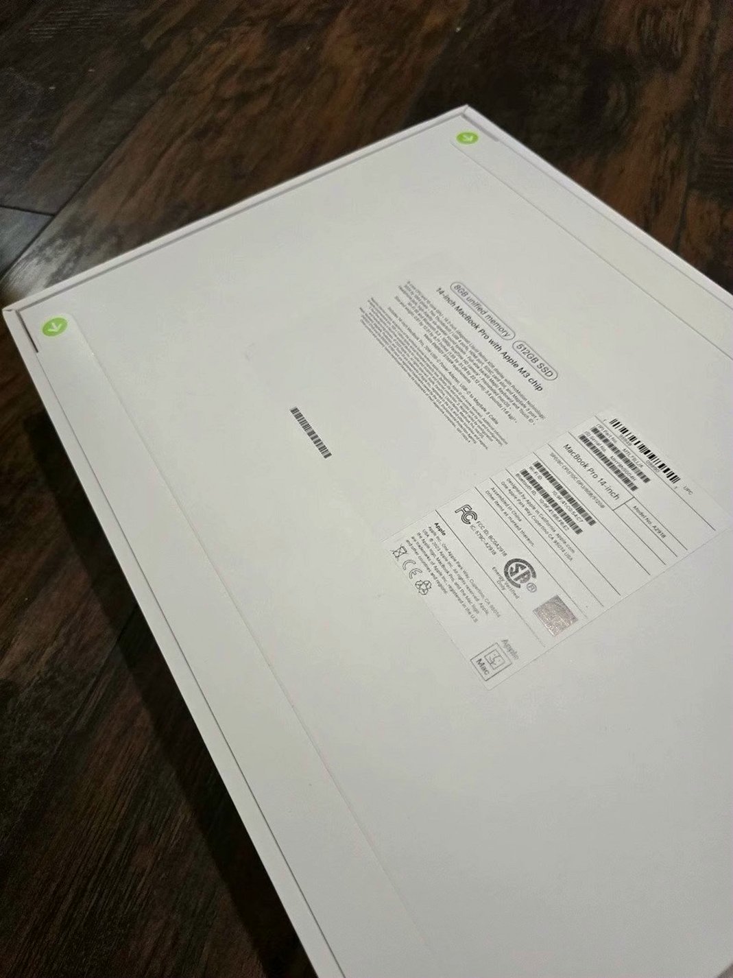 Apple MacBook Pro 14" 2023 M3 512GB Unlocked - Used image 2