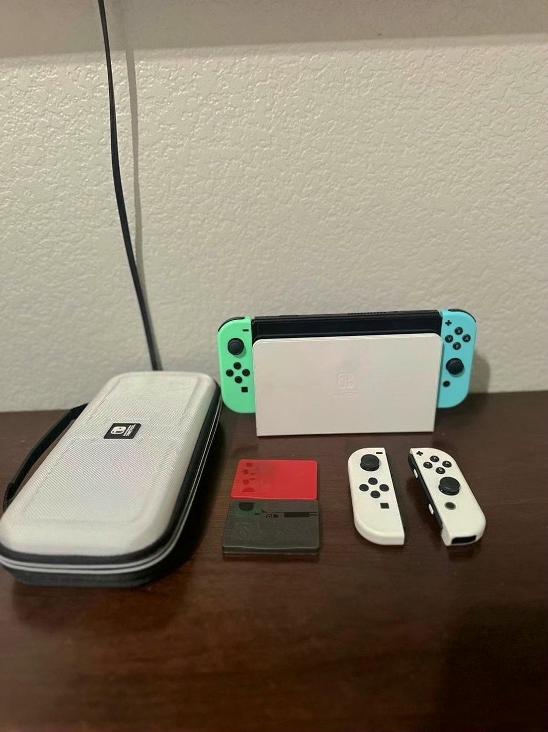 Nintendo Switch OLED 2V51 Used image 2