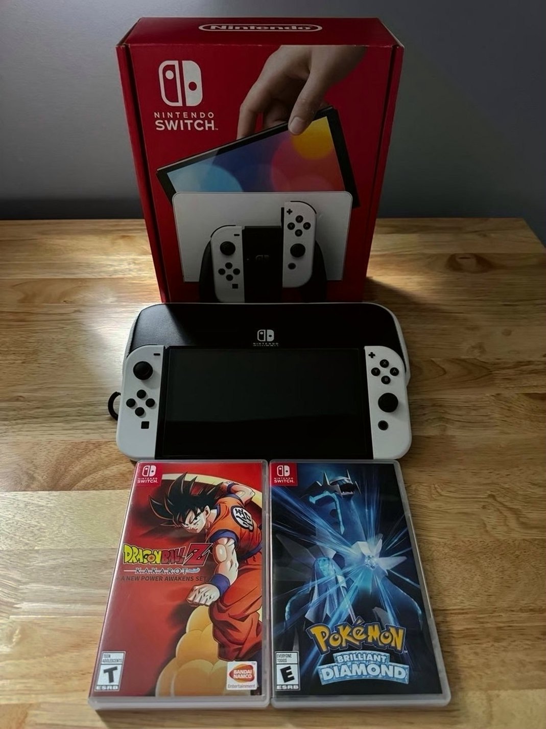 Nintendo Switch OLED 5A63 Unlocked - Used
