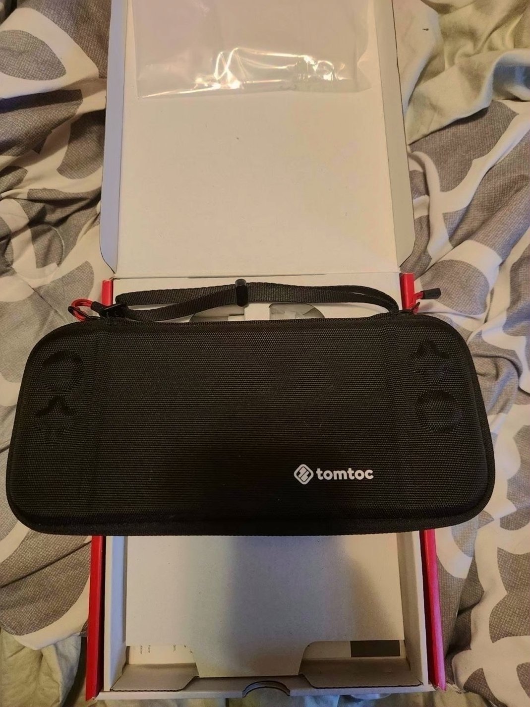 Nintendo Switch OLED 64GB White - Used image 2