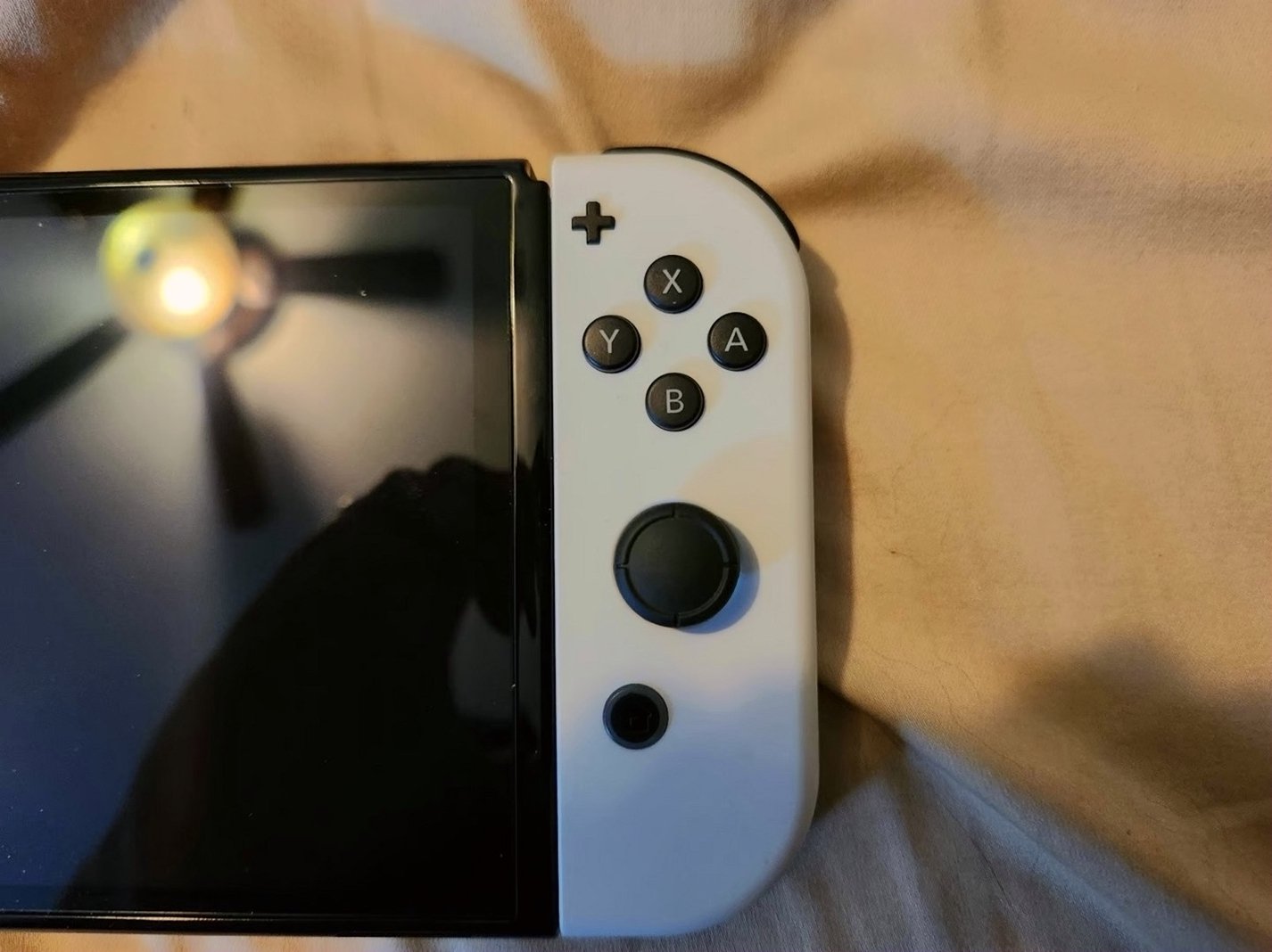 Nintendo Switch OLED 64GB White - Used image 5