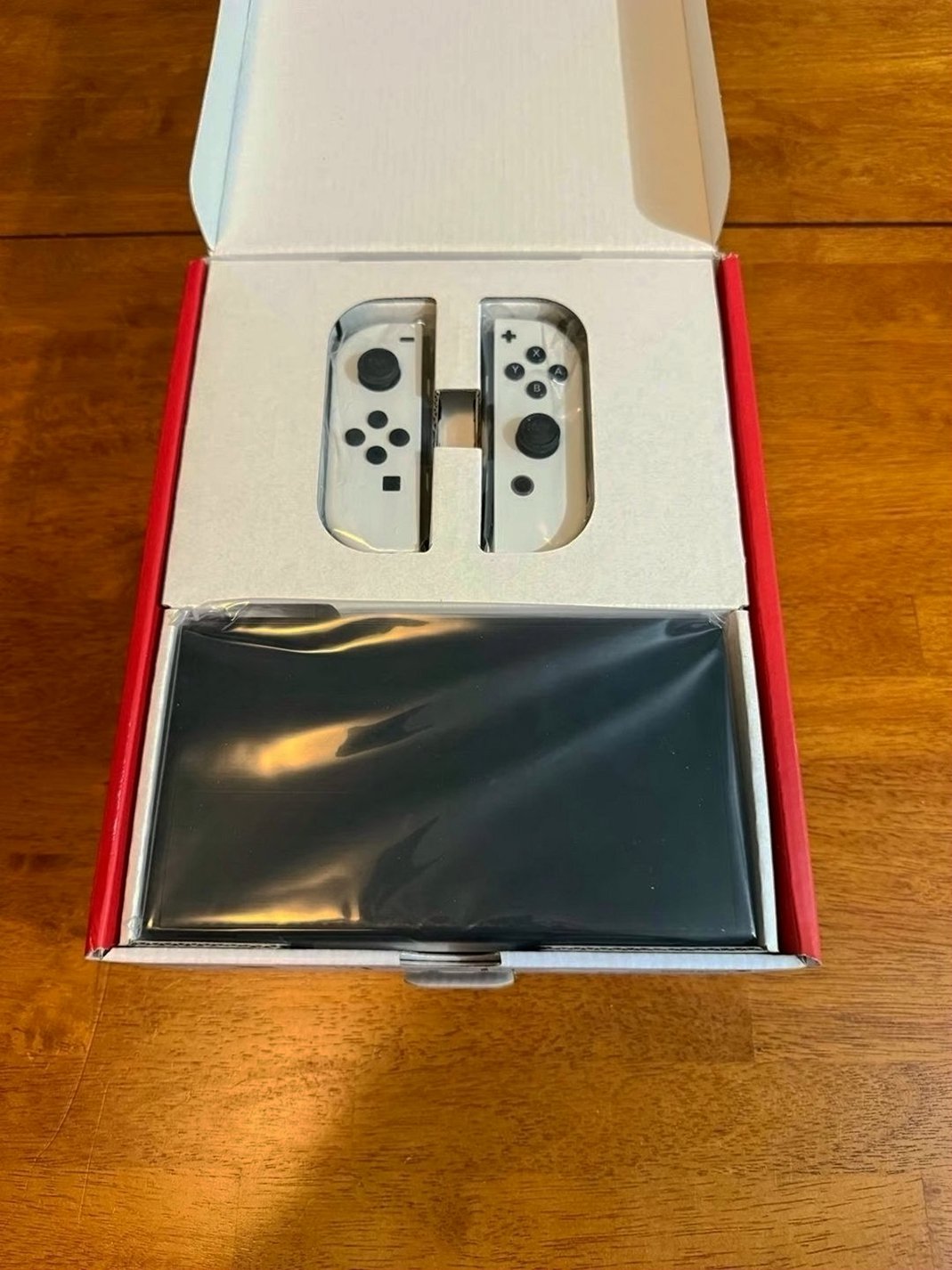 Nintendo Switch OLED 7H16 White - Used image 2