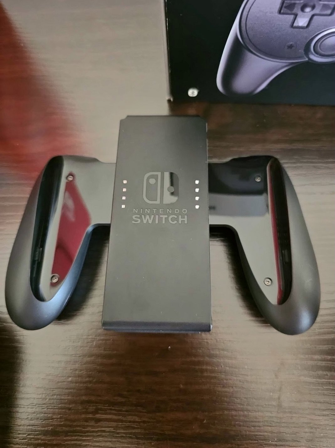 Nintendo Switch OLED Bundle 1B13 64GB White and Black - Used image 5