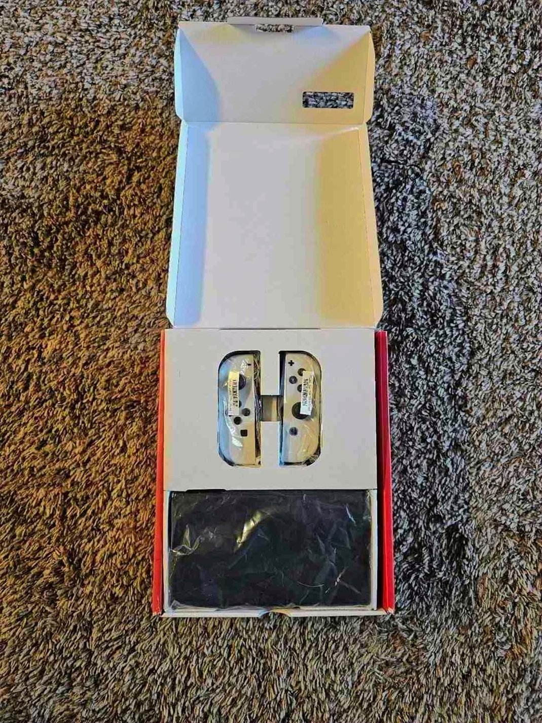 Nintendo Switch OLED 9C29 - Used image 2