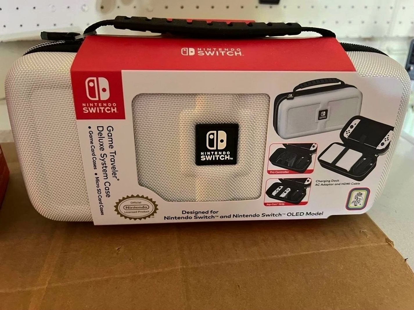 Nintendo Switch OLED Bundle Unlocked - Used image 3