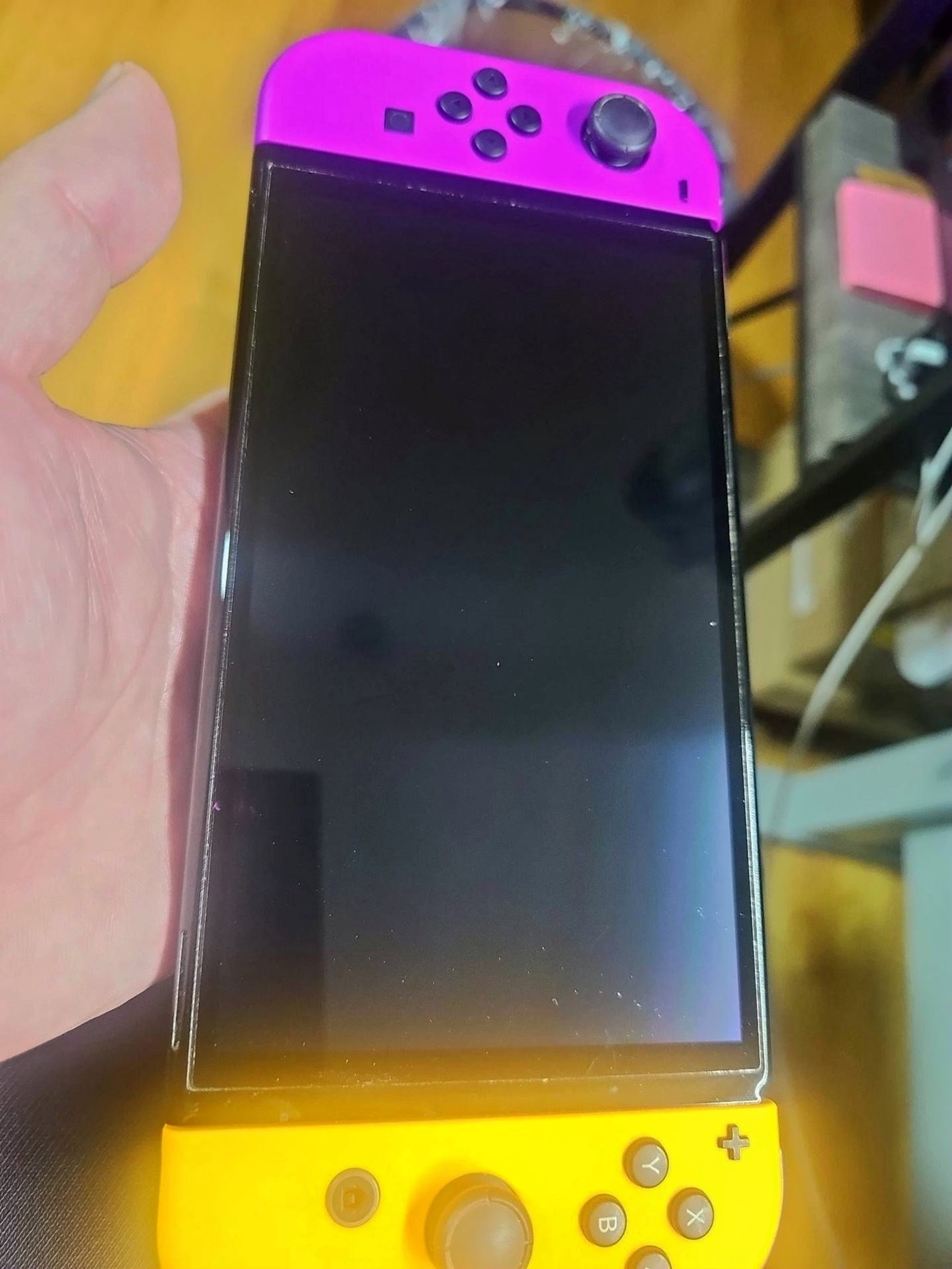 Nintendo Switch OLED HEG-001 Unlocked - Used image 5