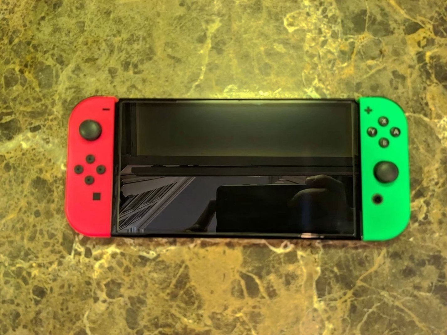 Nintendo Switch OLED 128GB with Satisfye Grip - Used image 3