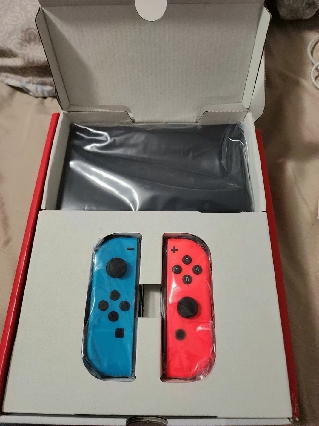 Nintendo Switch OLED 9B18 - Used image 3
