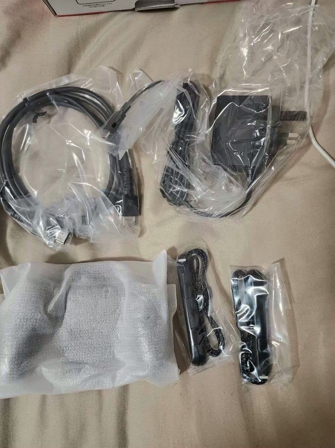 Nintendo Switch OLED 9B18 - Used image 5