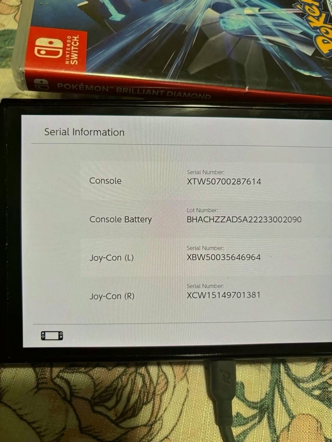 Nintendo Switch OLED 6G17 Pokémon Game Bundle Used image 2